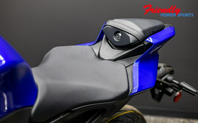 2026 YAMAHA YZF-R9
