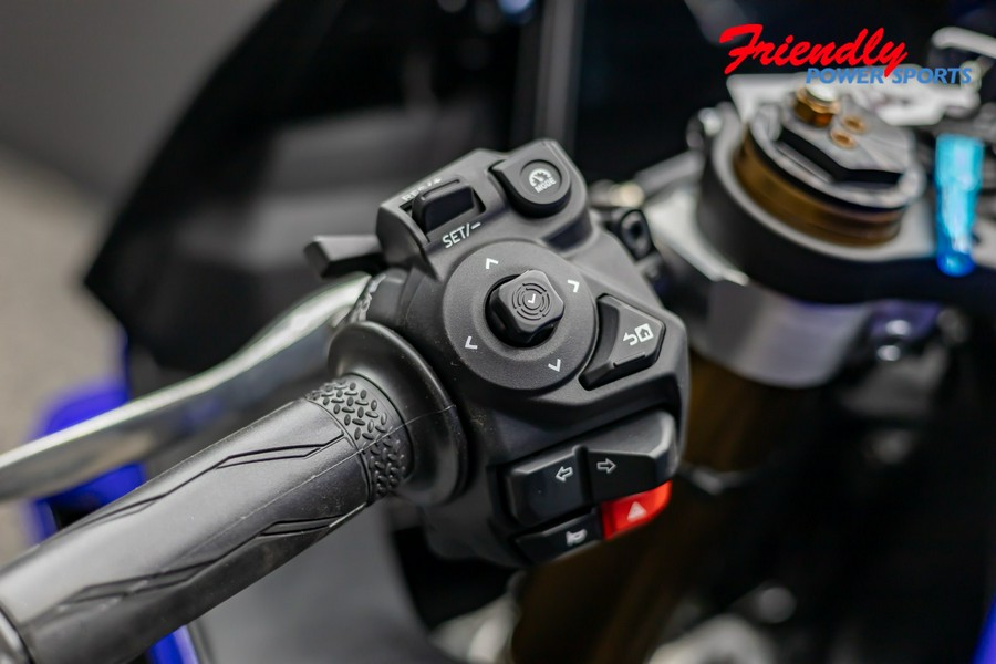 2026 YAMAHA YZF-R9