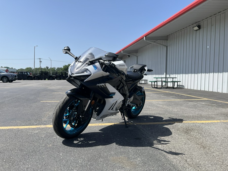 2025 CFMOTO SS 675
