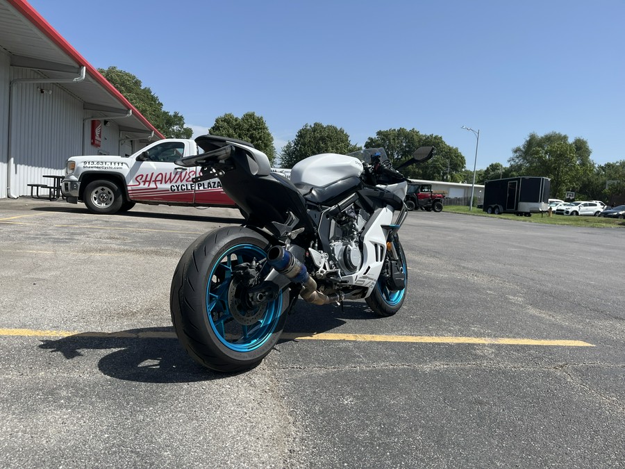 2025 CFMOTO SS 675