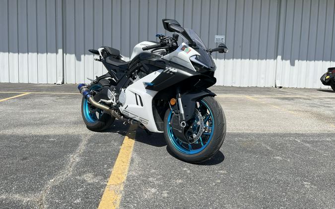 2025 CFMOTO SS 675
