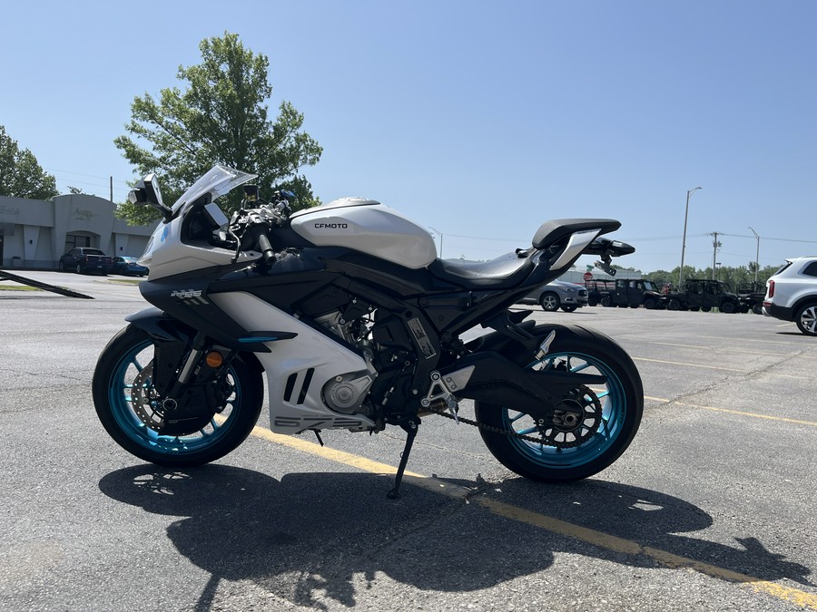 2025 CFMOTO SS 675