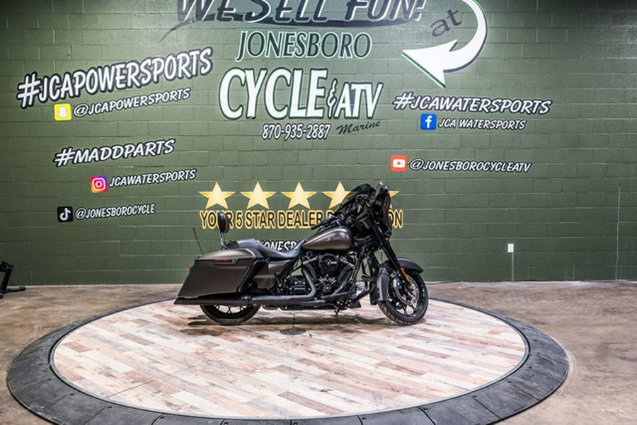 2020 Harley-Davidson Street Glide FLHXS - Special