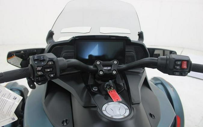 2026 Can-Am Spyder F3 Limited Dark
