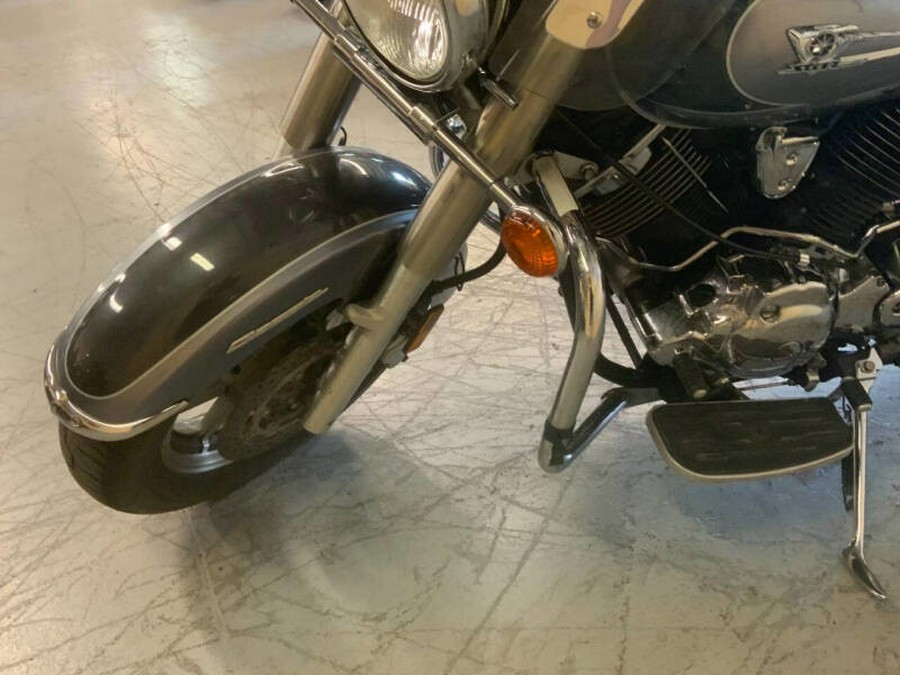 2004 Yamaha XVS100 V STAR