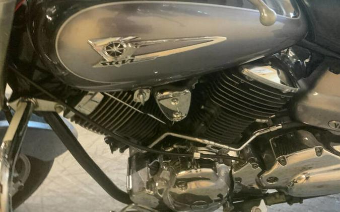 2004 Yamaha XVS100 V STAR