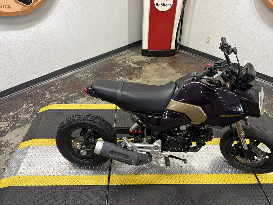 2025 HONDA GROM