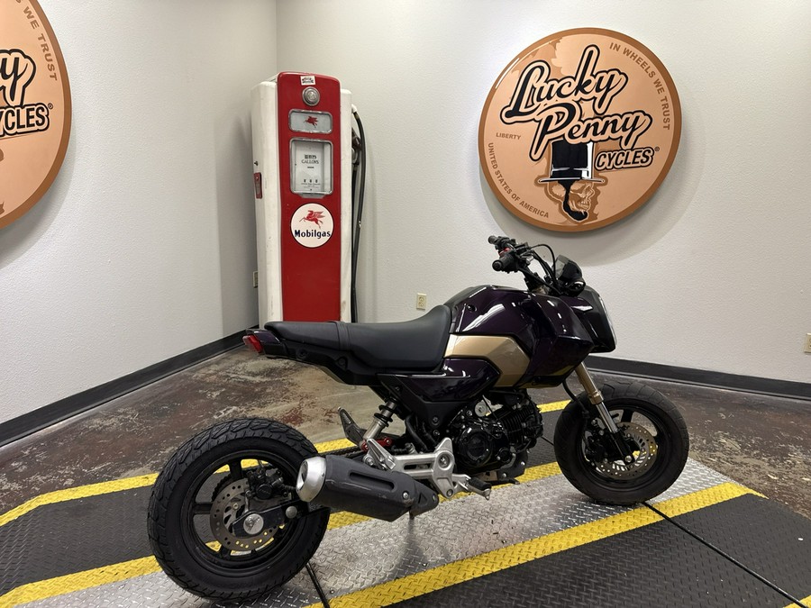 2025 HONDA GROM