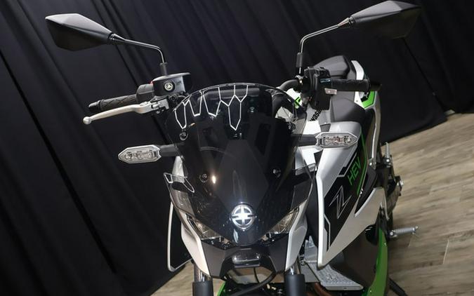 2024 Kawasaki Z7 Hybrid ABS