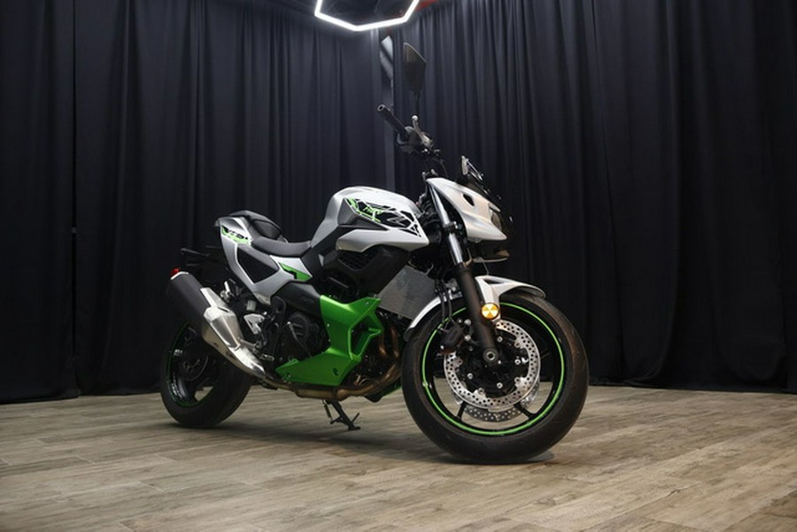 2024 Kawasaki Z7 Hybrid ABS