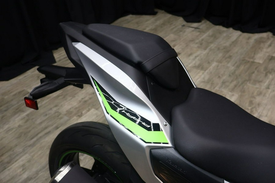 2024 Kawasaki Z7 Hybrid ABS