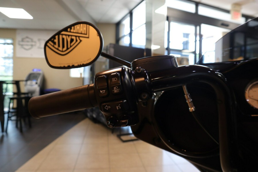 2015 Harley-Davidson HD Touring FLHXS Street Glide Special