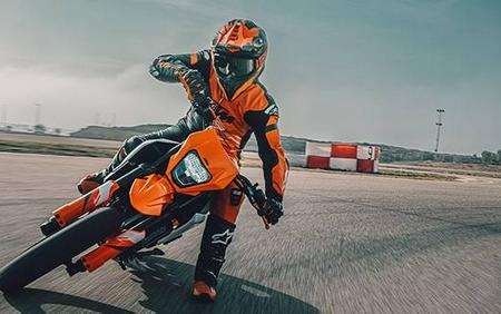2025 KTM SMC 390 R