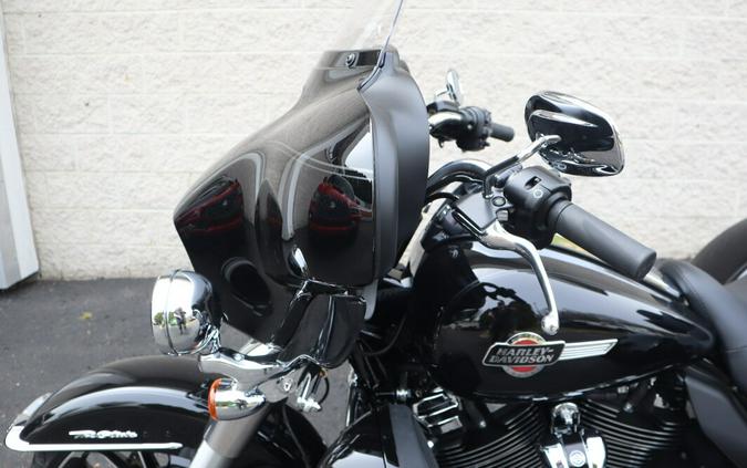 Used 2025 Harley-Davidson Tri Glide Ultra Vivid Black