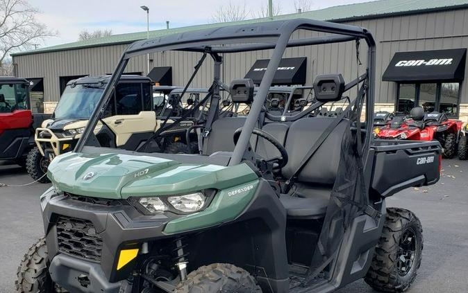 2023 Can-Am® Defender DPS HD7 Tundra Green