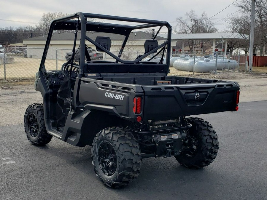 2023 Can-Am® Defender DPS HD7 Tundra Green