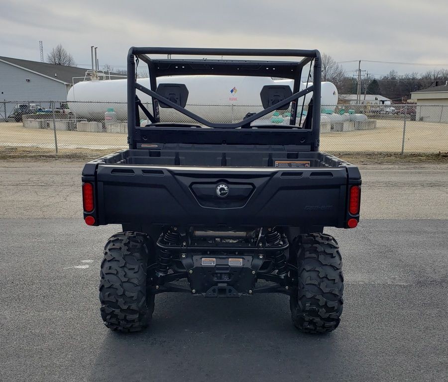 2023 Can-Am® Defender DPS HD7 Tundra Green