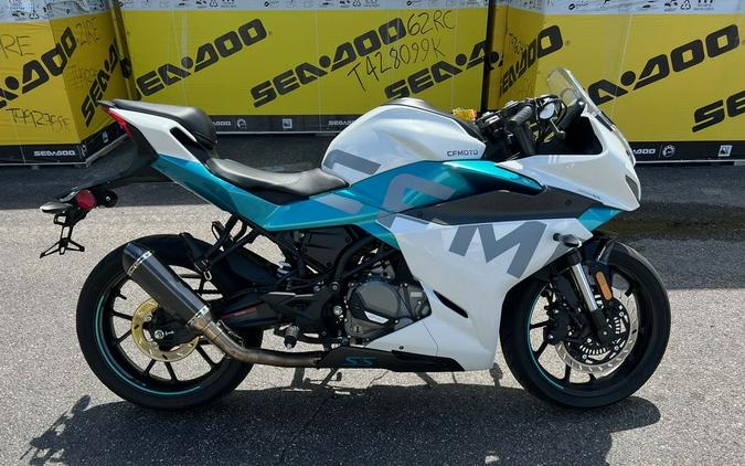 2022 CFMOTO 300SS