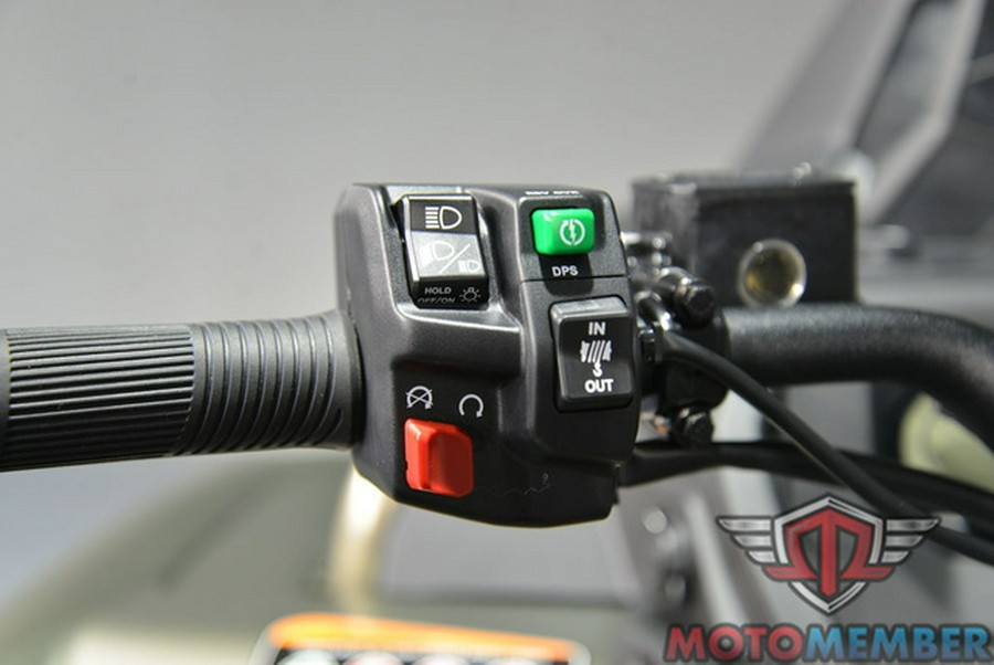 2026 Can-Am Outlander X Mr 1000R Loft Green Satin