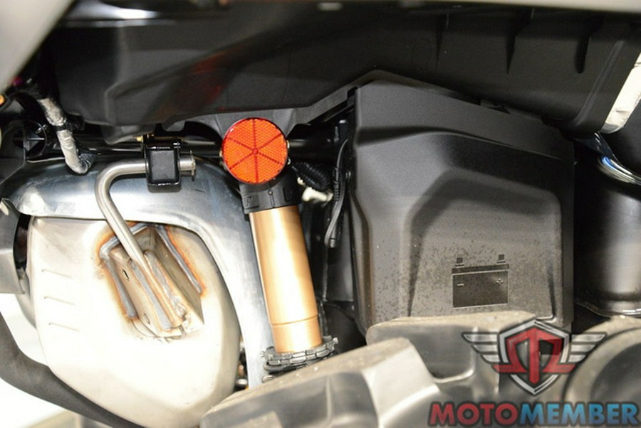 2026 Can-Am Outlander X Mr 1000R Loft Green Satin