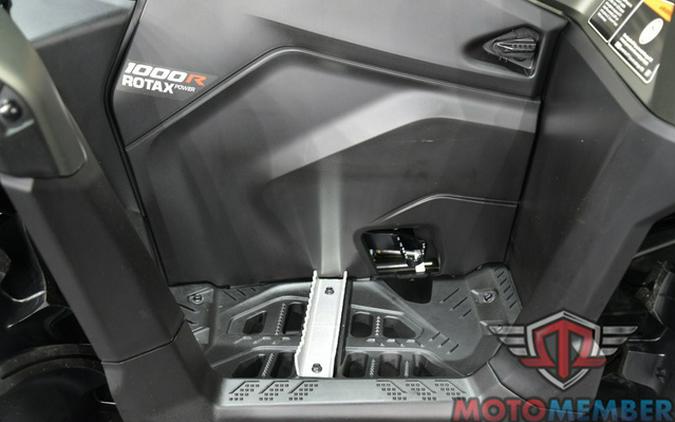 2026 Can-Am Outlander X Mr 1000R Loft Green Satin