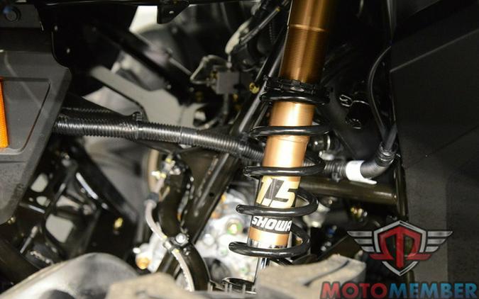 2026 Can-Am Outlander X Mr 1000R Loft Green Satin