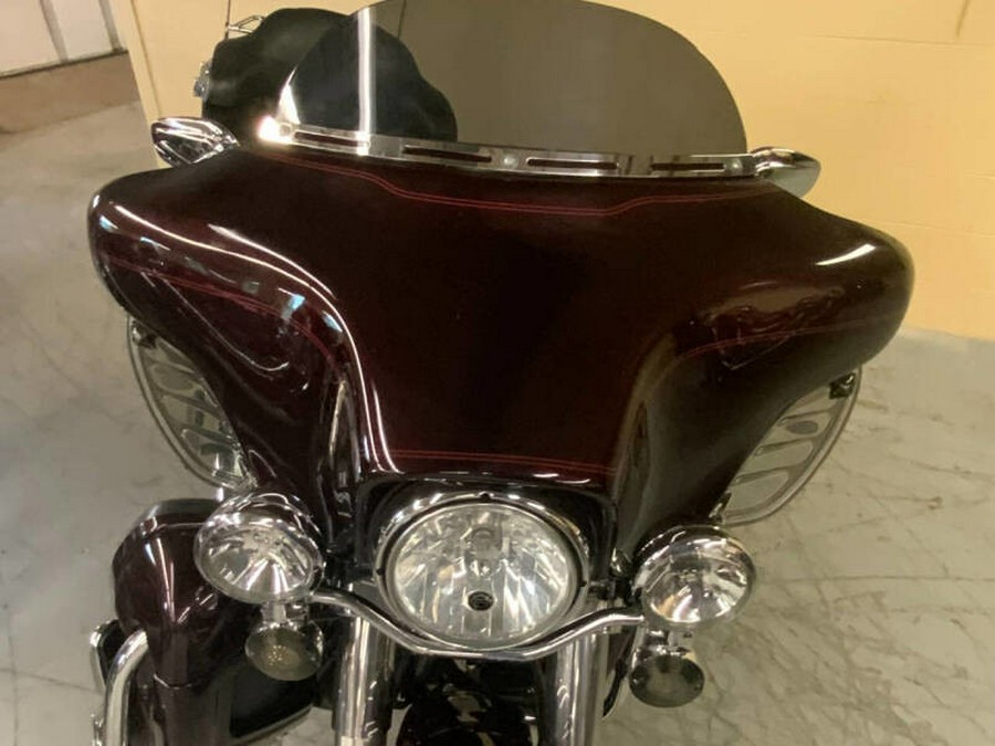 2005 Harley-Davidson® FLHTCU ULTRA CLASSIC