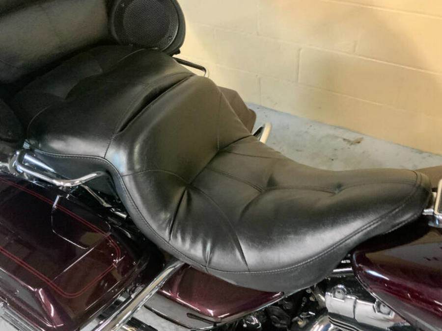 2005 Harley-Davidson® FLHTCU ULTRA CLASSIC