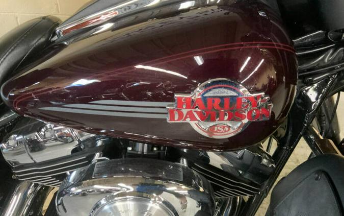 2005 Harley-Davidson® FLHTCU ULTRA CLASSIC