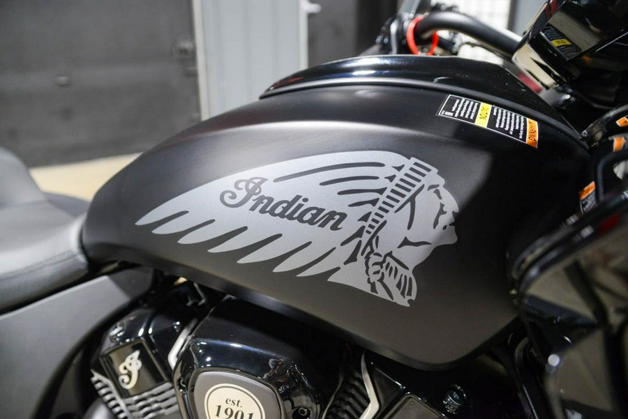 2025 Indian Motorcycle Challenger® Dark Horse® with PowerBand Audio Package
