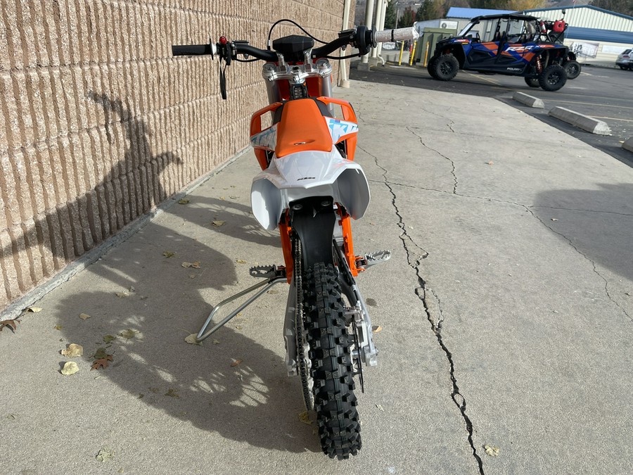 2024 KTM SX-E 3