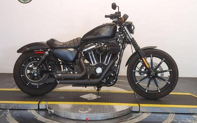 2017 Harley-Davidson® XL883N - Iron 883™