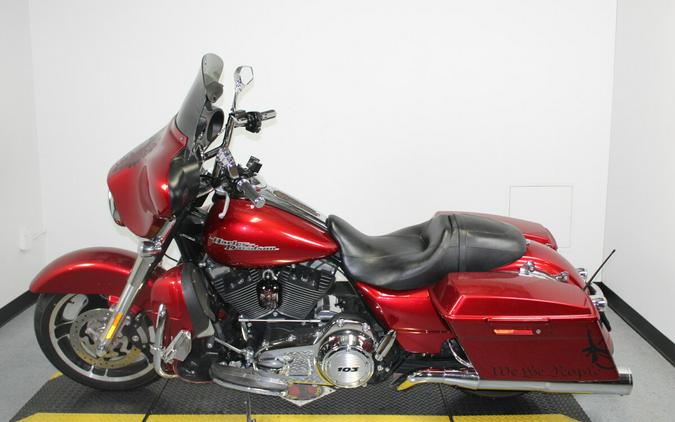 Harley-Davidson Street Glide 2013 FLHX 663601T EMBR RED SUNGLO