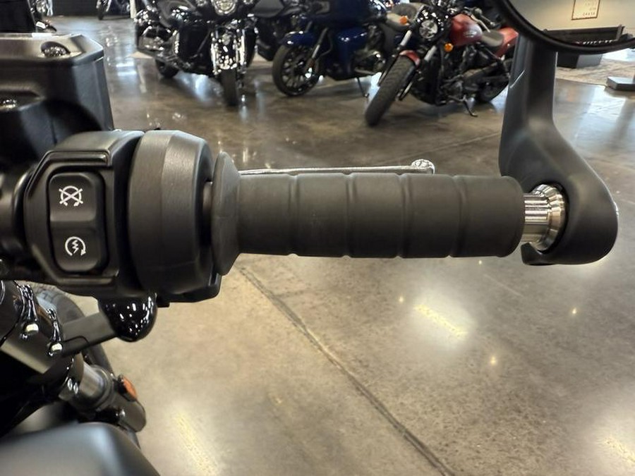 2025 Indian Motorcycle® Scout® Bobber Limited Black Smoke