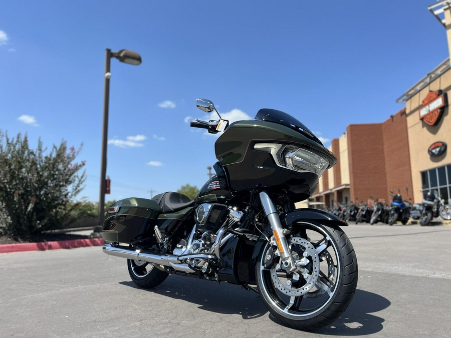 2026 Harley-Davidson® FLTRX Road Glide® OLIV STL MTL/BLK