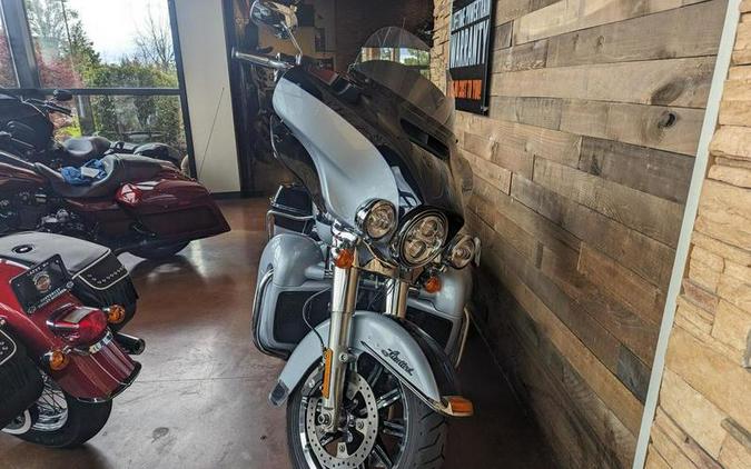 2019 Harley-Davidson® FLHTK - Ultra Limited