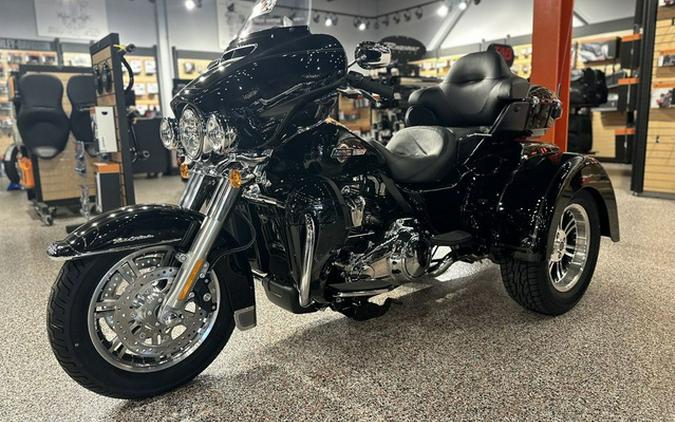 2024 Harley-Davidson Trike FLHTCUTG - Tri Glide Ultra