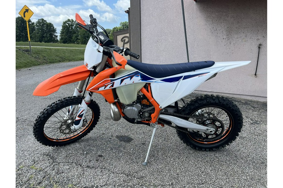 2022 KTM 300 XC TPI