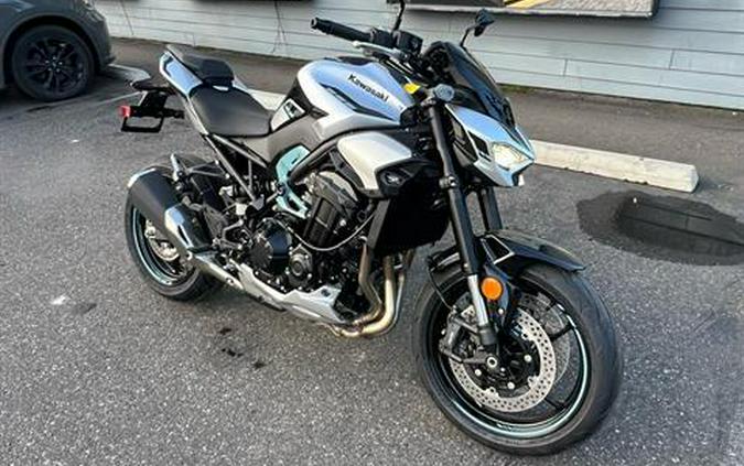 2025 Kawasaki Z900 ABS