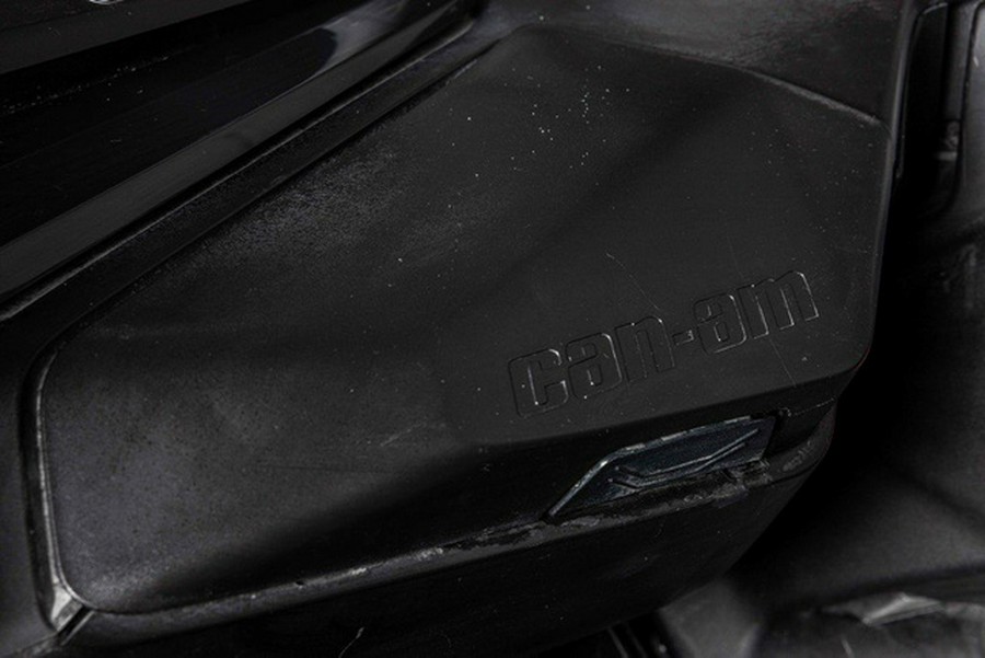 2024 Can-Am Maverick R X Legion Red