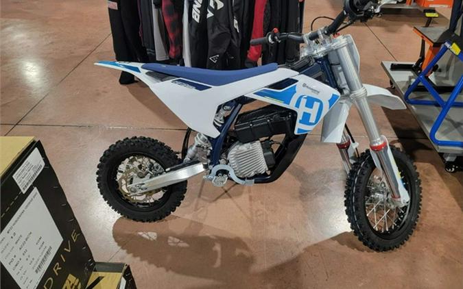 2024 Husqvarna EE 5