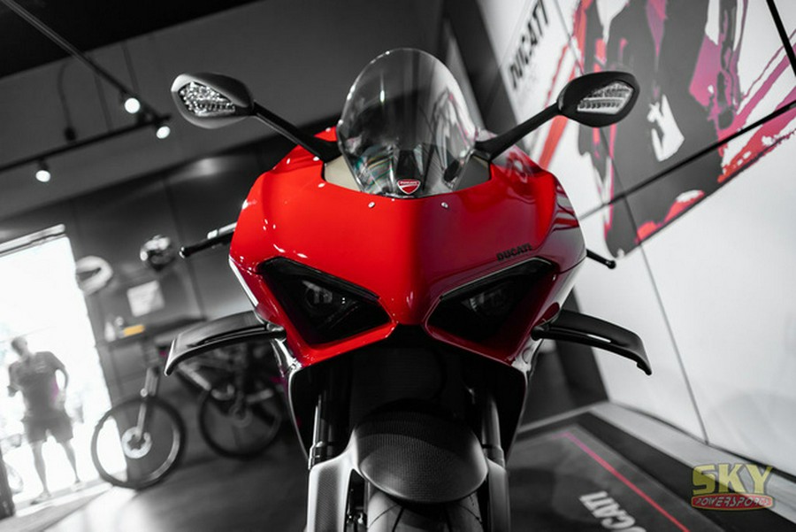 2024 Ducati Panigale V4 S Red