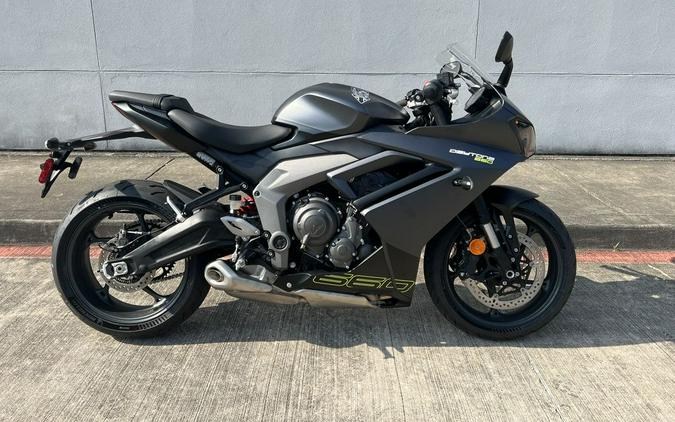 2025 Triumph Daytona 660 Satin Granite/Satin Black