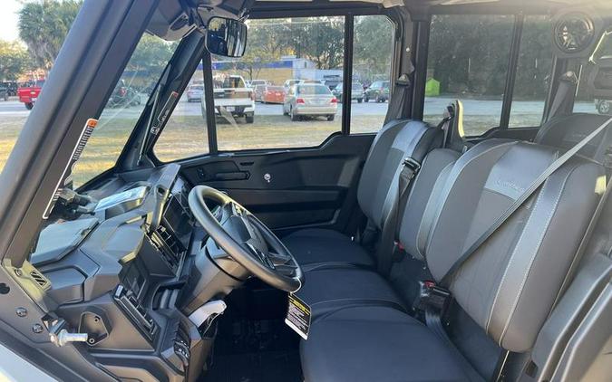 2026 Can-Am® Defender MAX Limited HD11