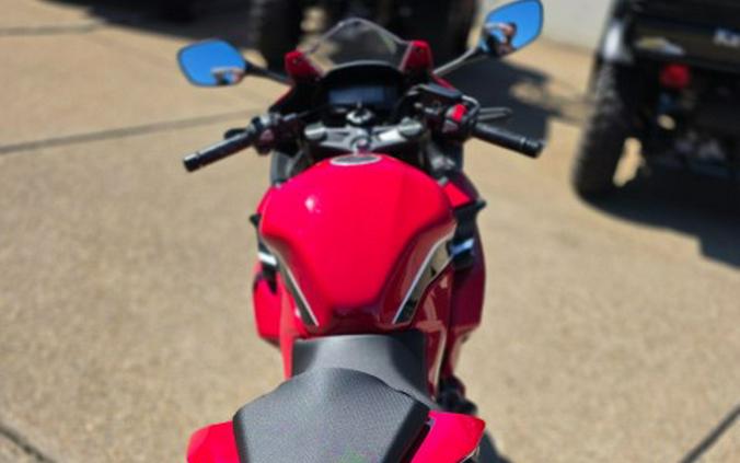 2022 Honda CBR500R ABS