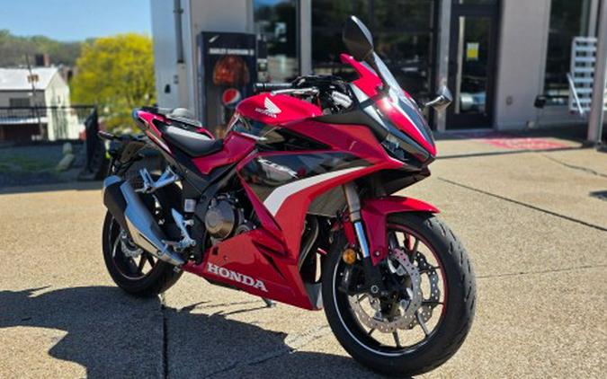 2022 Honda CBR500R ABS