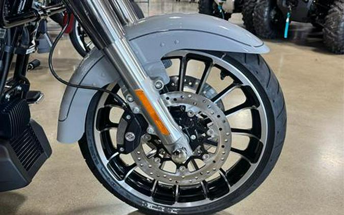 2025 Harley-Davidson Road Glide® 3