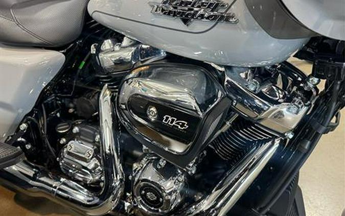 2025 Harley-Davidson Road Glide® 3