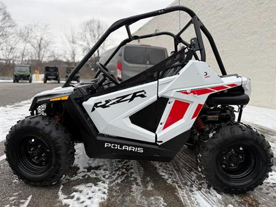 2023 Polaris RZR 200 EFI