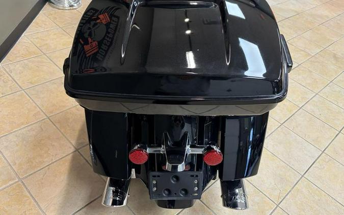 2021 Indian Motorcycle® Challenger® Limited Deepwater Metallic